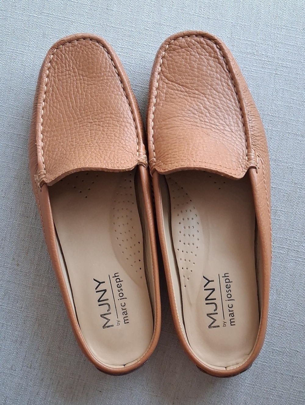 MJNY by Marc Joseph Briarwood CT Tan Leather Driving Loafers. Made In Brazil